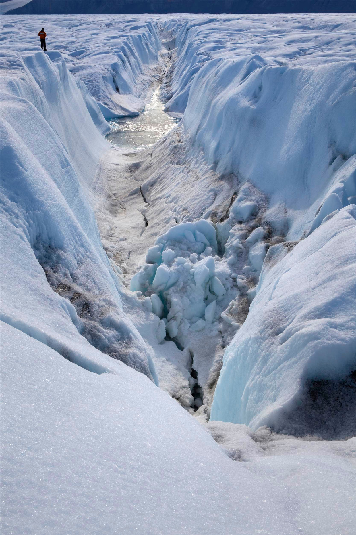 Rijkdommen onder smeltend ijs maken Noordpool geliefd | De ...