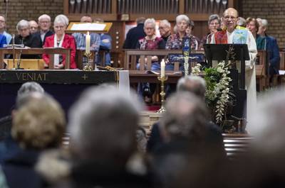 Twentse viering in Bentelo: ‘Je raakt de mensen meteen’