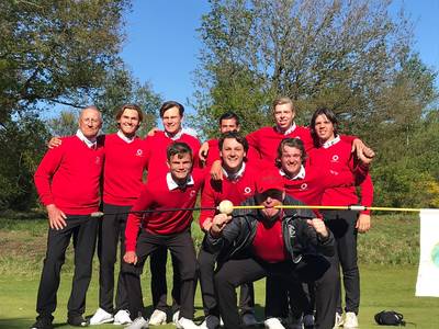 Golfers Rosendaelsche landskampioen na winst op titelverdediger