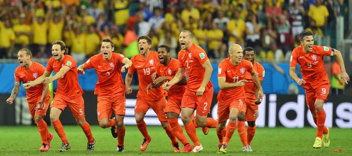 Wissel Van De Wacht Bij Oranje Wie Blijft Nog Over Van Wk 2014 Ek Voetbal Hln Be