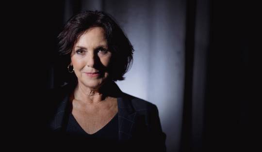 ‘Thuis’-actrice Annick Segal: ‘Mijn naïviteit is pas laat in mijn leven verdwenen’