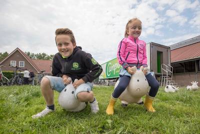 Tholen komt volop buurten bij de boer