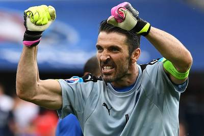 Buffon in top-5 internationals met meeste duels