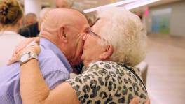 Emotioneel! De 80-jarigen landen terug in België