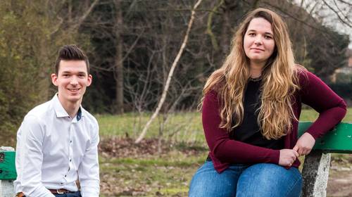 Broer en zus doen hun verhaal over jeugdvoorziening: “Dat je daar beter af bent, besef je als kind niet”