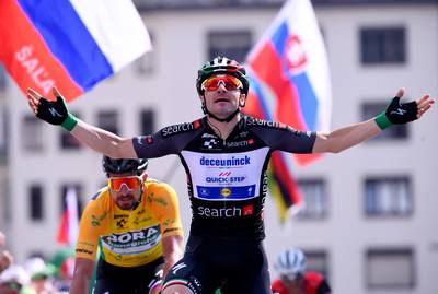 Viviani klopt Sagan en pakt tweede etappezege op rij