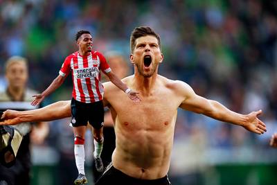 Poll: wie pakt de titel in boeiende nek-aan-nekrace?