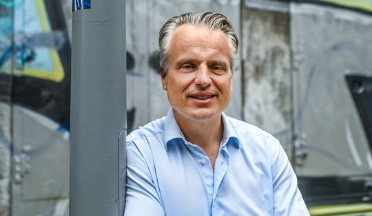 ‘Jullie in België parasiteren op onze steun aan Oekraïne. Wanneer gaan jullie politieke leiders uitleggen dat er een acuut gevaar is?’