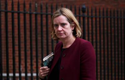 Britse minister Amber Rudd stapt onverwacht op
