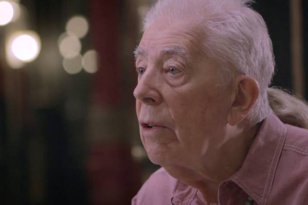 Suburban Steps to Rockland: The Story of the Ealing Club