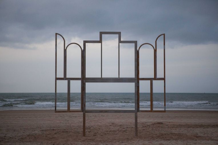 Wallpaper Kunstwerk Op Strand Eert Jan Hoet Oostende In De Buurt Hln For Android Free