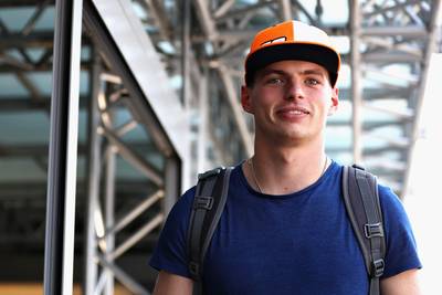 Verstappen over nieuwe motor: Verwacht er niet al te veel van