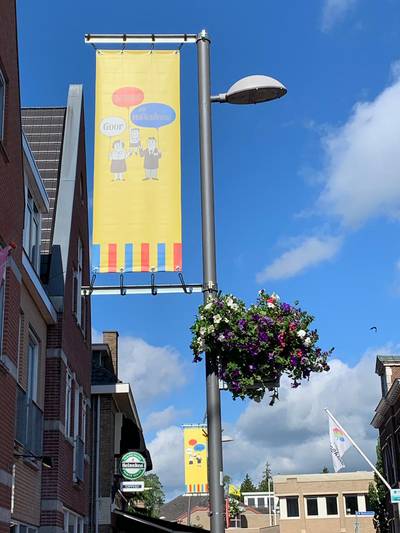 Bloemenzee in centrum Goor