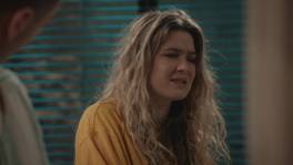 Louise mist Raven en stort haar hart uit bij Jelle en Brahim