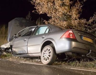 Automobilist die crashte na achtervolging was op de vlucht voor alcoholcontrole