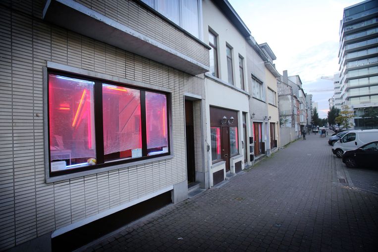 "Prostitutiebuurt geleidelijk afbouwen" | Oostende | In de ...