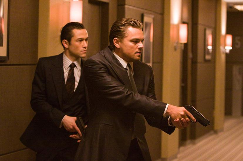 Leonardo DiCaprio en Joseph Gordon-Levitt in Inception; nu te zien op Netflix