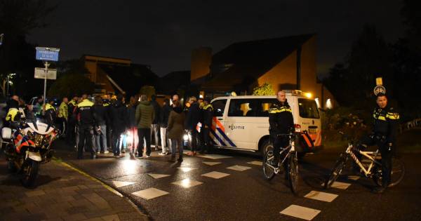 18-jarige Wouke op skeelers vermist in Moordrecht; zoekactie gestart - AD.nl