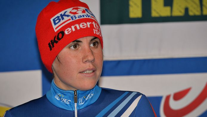 Sanne Cant triomfeert in Essen | Veldrijden | hln.be