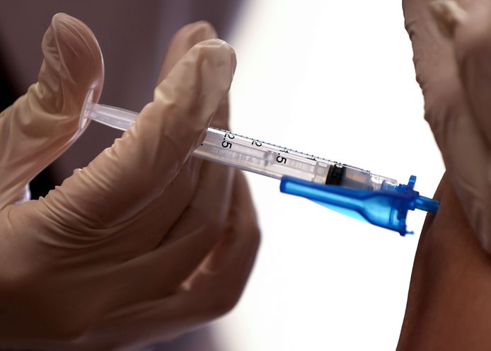 Het aantal Nederlanders dat zich wil laten inenten tegen het coronavirus neemt snel toe.