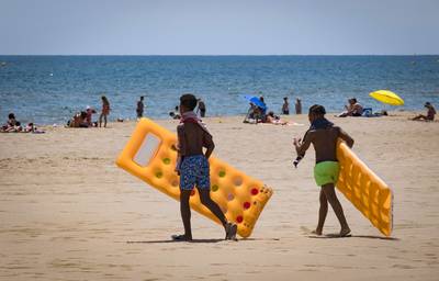 Lange vakantie maakt niet gelukkig