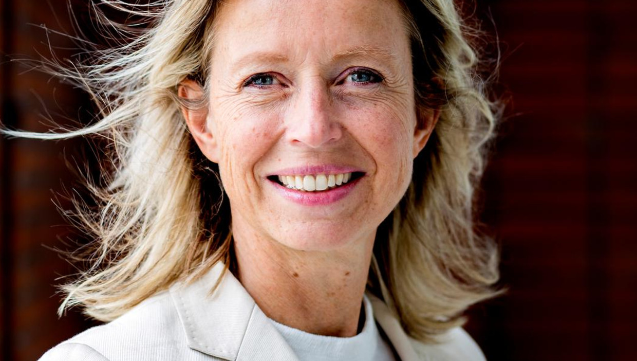 Locoburgemeester Ollongren is al vertrouwd met de macht | Het Parool