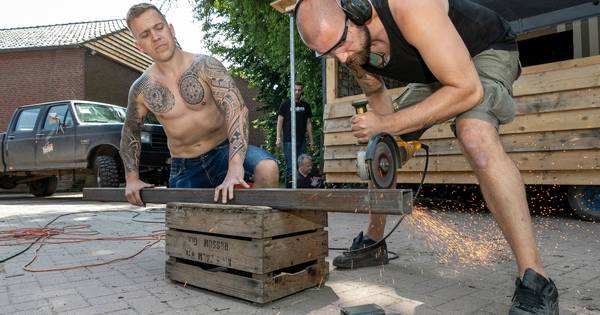 RosRockers steunen de voedselbank