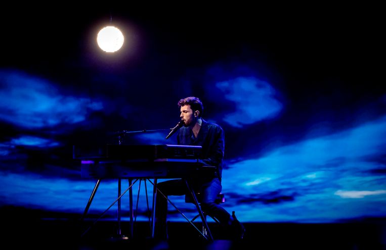 Nederland toont ons land hoe het wél moet: Duncan Laurence ...