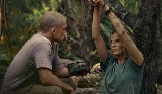 ‘Apex’ op Netflix: als je de wildernis vanuit je zetel ervaart, bekoop je dat zelden met je leven