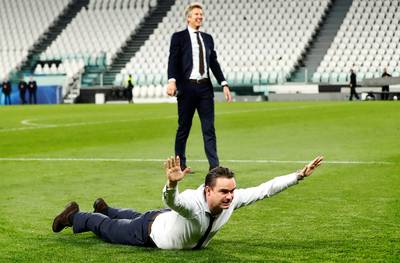 De vreugde van Ajax na het bereiken van de halve finales