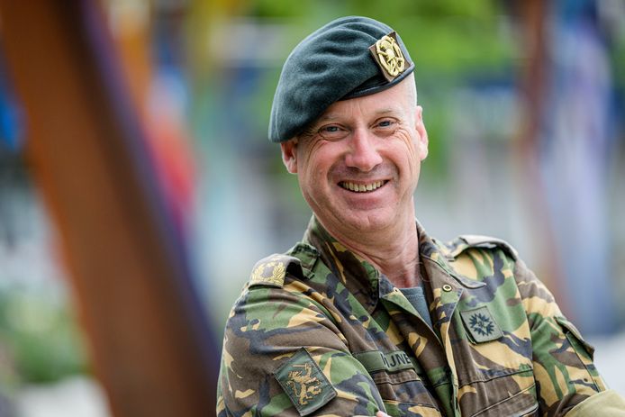 Martin Wijnen Baas van de landmacht vanuit Enschedese slaapkamer