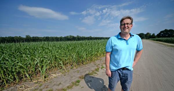 Buren in Overdinkel hekelen haast rondom zonnepark