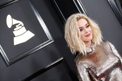 Katy wil 'gestolen' nummer best zingen in rechtbank