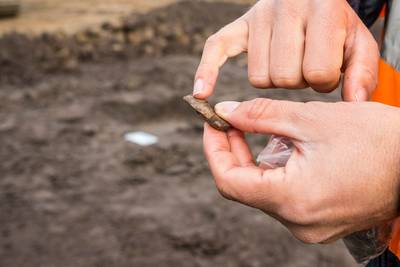Middeleeuwse vondsten vertraagt bouw huizen: ‘Zeer belangrijk voor geschiedenis van Groessen’