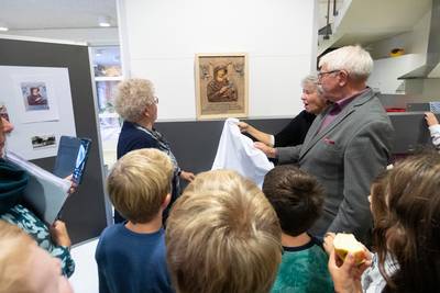 Dure plicht: plaquette in Leuth moet in het zicht blijven