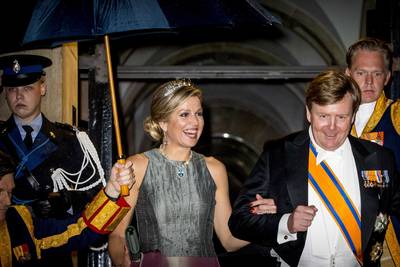 Maxima schittert op galadiner in 'oude' japon uit 2001