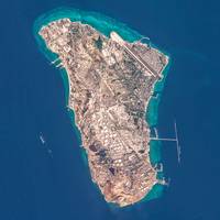 Het mini-eilandje Kharg is een perfect doelwit om Iran zwaar te treffen: waarom vallen de VS en Israël het dan toch niet aan?