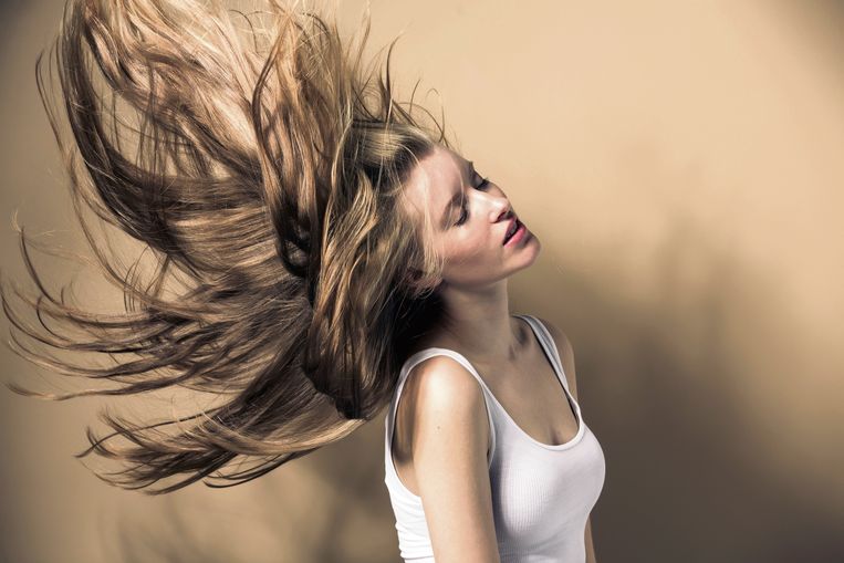 Verrassend Long hair, don't care: de psychologie van lange lokken | Style OK-69