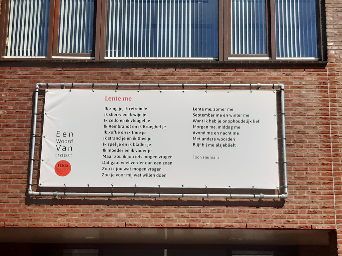 Hedendaags Poëzieproject Bernheze: een 'Hermans' in Heesch, een 'Deelder' in ER-98