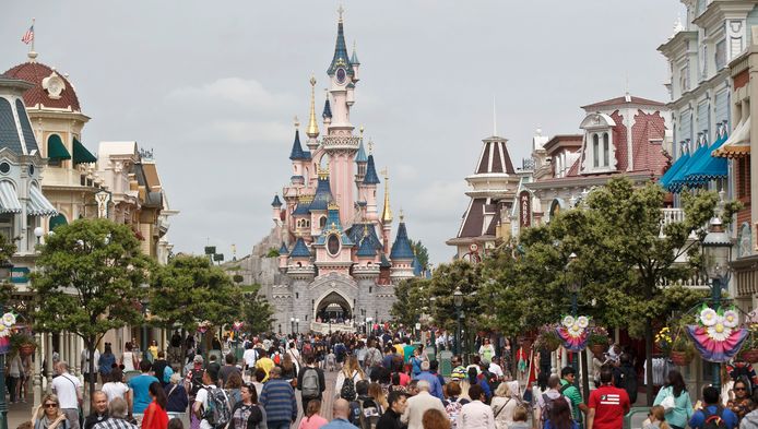 Quasiment 1 Attraction Sur 5 Fermee A Disneyland Paris