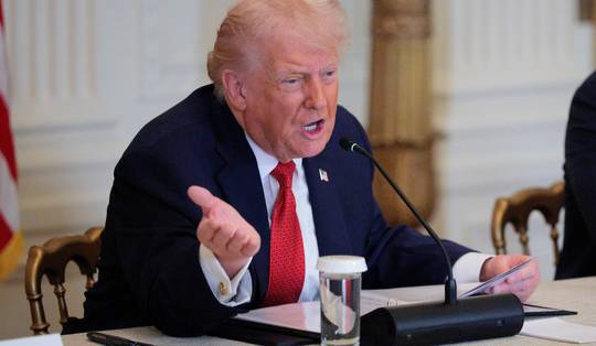 Trump dreigt met rechtszaak als CBS News interview niet volledig uitzendt: ‘We zullen jullie kapotprocederen’