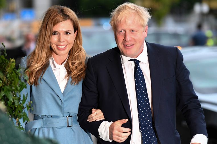 De (veel jongere) vrouw achter Boris Johnson: hoe Carrie ...