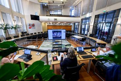 Gemeenteraad Hof van Twente wil iets doen voor gevluchte kinderen op de Griekse eilanden