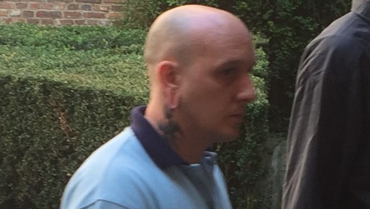 Man Steekt Vriendin Dood Voor Ogen Dochtertje 2 5 19 Jaar Cel Binnenland Nieuws Hln
