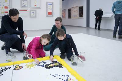 Met een walkietalkie door het Kröller-Müller