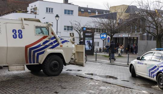 Eén politiezone voor Brussel? Waarom burgemeesters dreigen naar het Grondwettelijk Hof te stappen