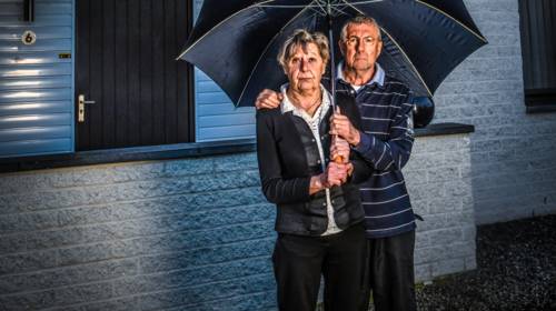 Elke Wevers is tien jaar vermist, ouders voelen zich in de steek gelaten door het gerecht: “Wij leven niet meer, wij overleven”