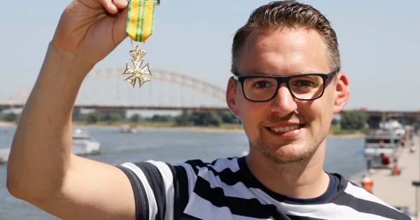 Per ongeluk Vierdaagsekruisje 'gestolen' van Duitse militair | Nijmegen - AD.nl