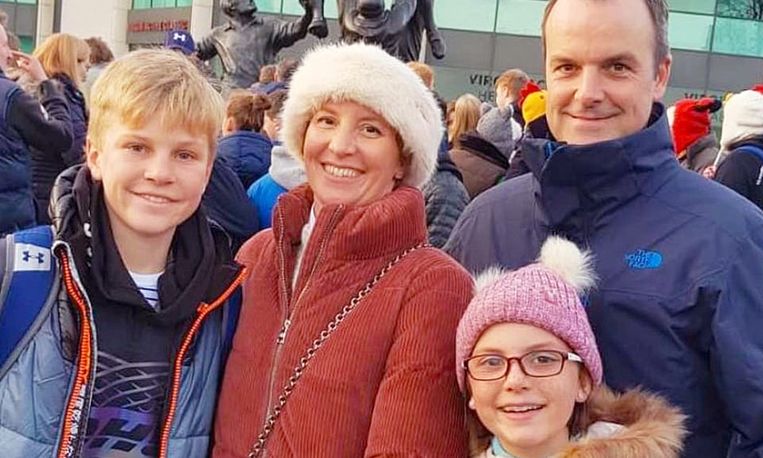 Anita Nicholson en haar zoon Alex en dochter Annabel kwamen bij de bomaanslag om het leven.