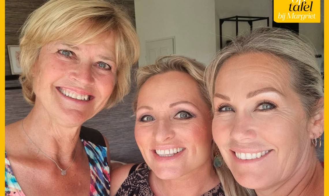 Kaarten op tafel met Tanja Jess over ziek zijn met Olga Commandeur en Désirée Manders